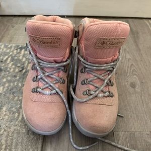 Like New Columbia Hiking Boots